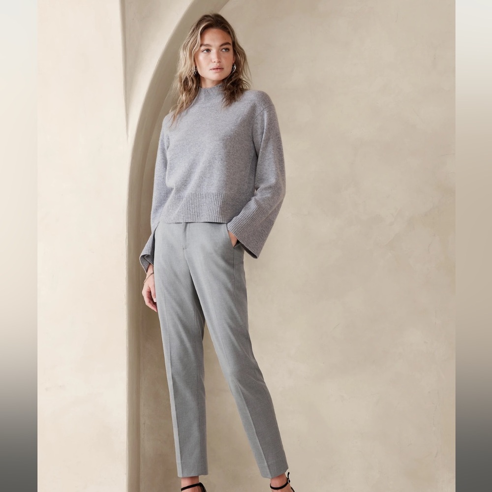 Banana republic curvy Avery size 4 women’s grey pants NWT
